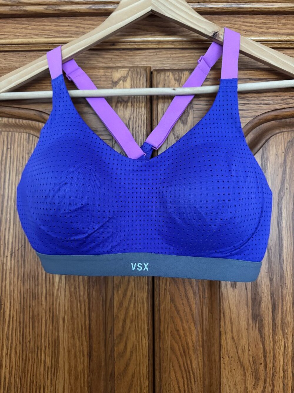 VSX Women's Purple Supportive Sports Bra with lavender Straps